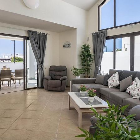 Casa Dubh Linn Playa Blanca  Ngoại thất bức ảnh
